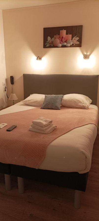 Hotel Le Petit Billot Vitré Εξωτερικό φωτογραφία
