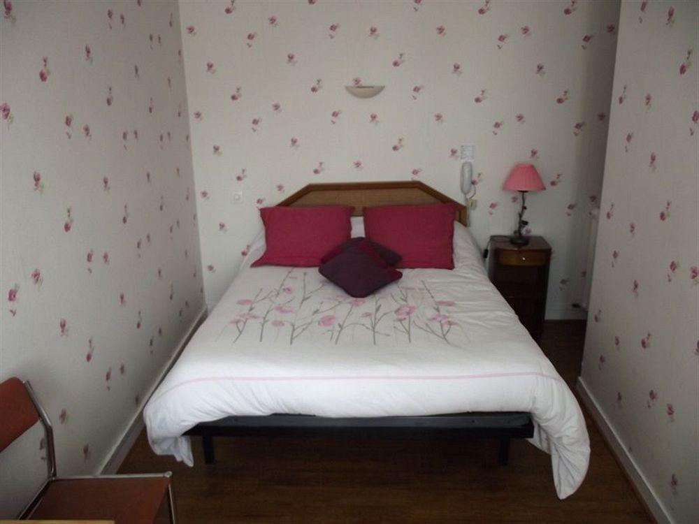 Hotel Le Petit Billot Vitré Εξωτερικό φωτογραφία