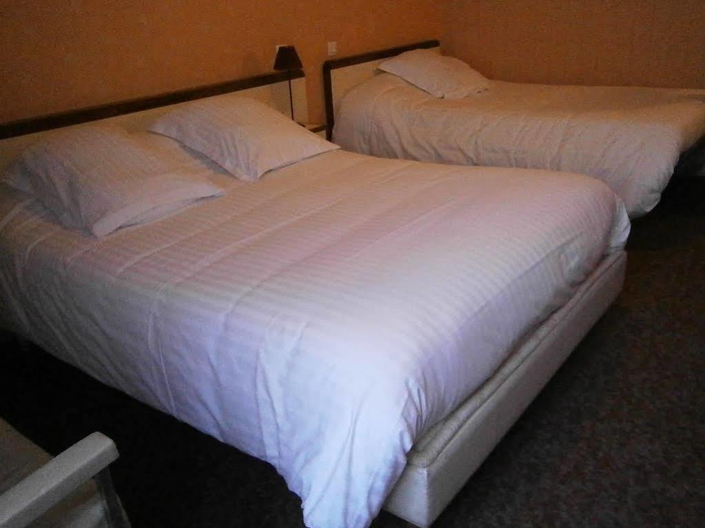 Hotel Le Petit Billot Vitré Εξωτερικό φωτογραφία