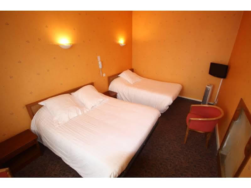 Hotel Le Petit Billot Vitré Εξωτερικό φωτογραφία