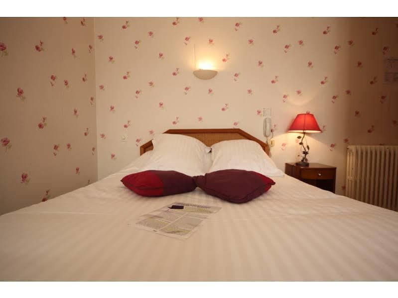 Hotel Le Petit Billot Vitré Εξωτερικό φωτογραφία